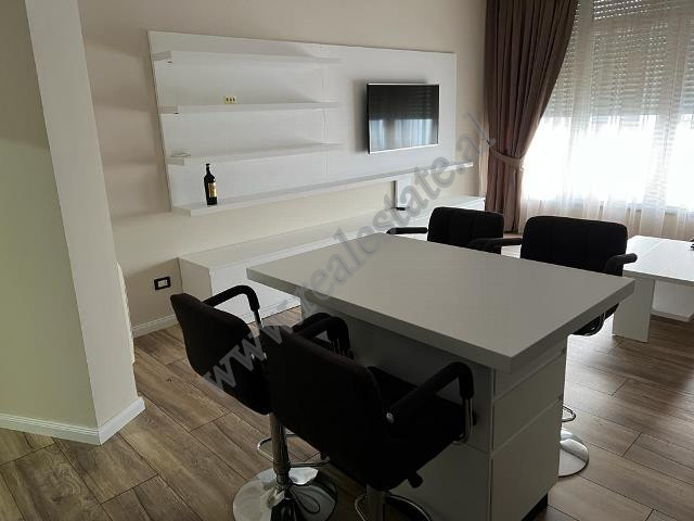 Two bedroom apartment for sale near the botanic garden in Tirana, albania (2)