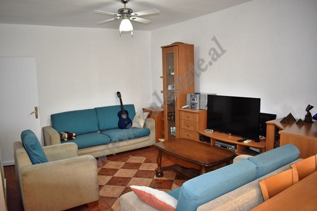 Zweizimmerwohnung zum verkauf im brryli-viertel in Tirana, albanien (2)