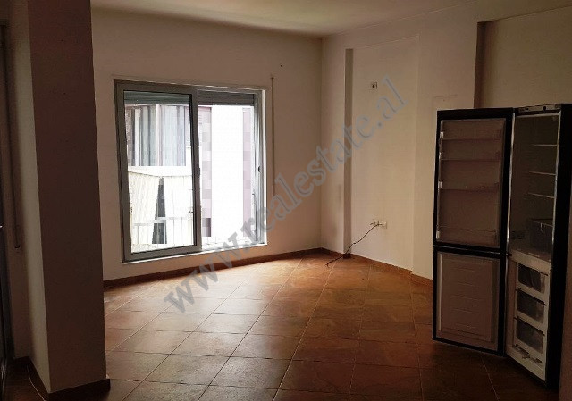 One bedroom apartment for sale near kavaja street in Tirana, albania (4)