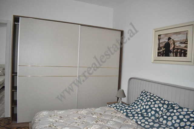 One bedroom apartment for rent close to myslym shyri area in Tirana, albania (7)