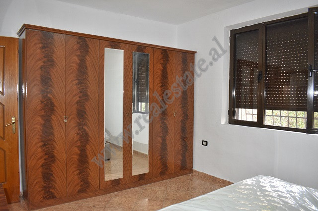 Zwei-zimmer-wohnung zur miete in der durresi-straße, in Tirana, albanien (6)