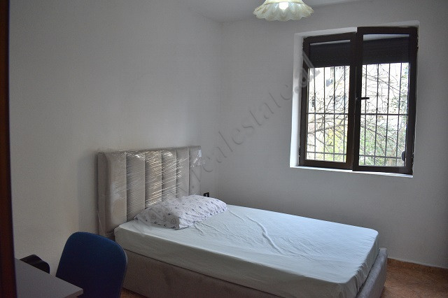 Zwei-zimmer-wohnung zur miete in der durresi-straße, in Tirana, albanien (7)
