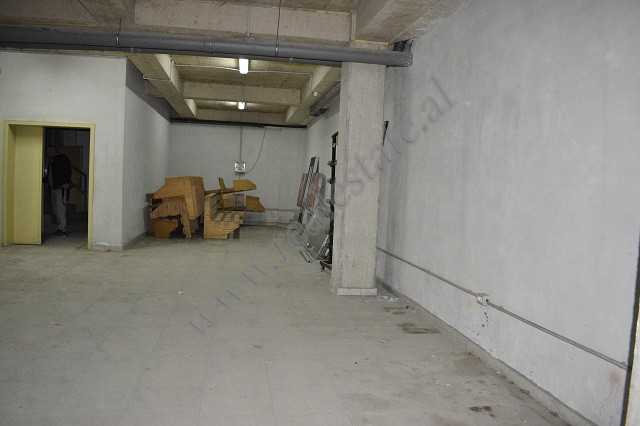 Lagerhaus zum verkauf im astiri-gebiet in Tirana, albanien (3)