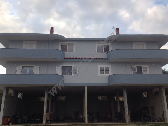 3 storey villa for sale in Fier, albania (2)