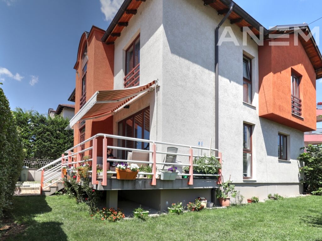 Haus mit 4 schlafzimmern in Veternik zur miete