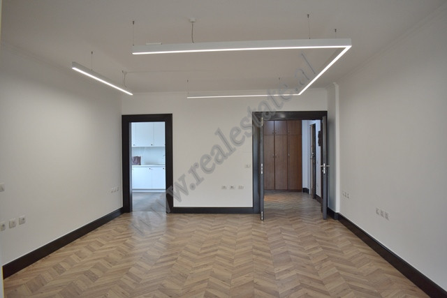 Office space for rent in papa gjon pali ii street in Tirana, albania (3)