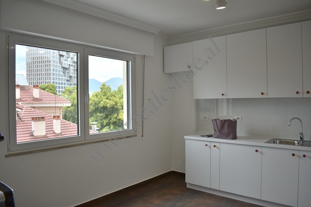 Office space for rent in papa gjon pali ii street in Tirana, albania (8)