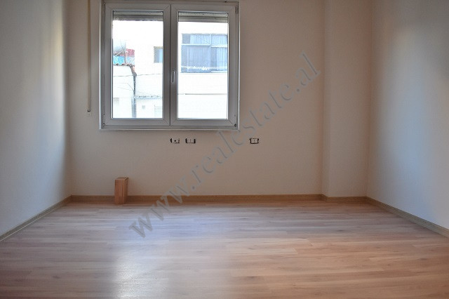Appartement de deux chambres à vendre dans la rue Ali Demi à Tirana, albanie (5)