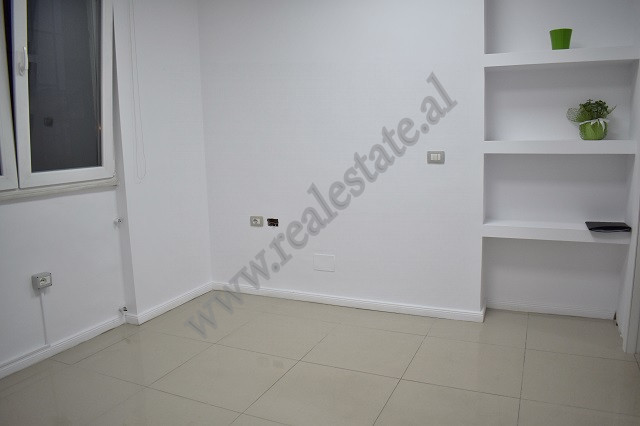 Office space for rent near the kavaja street in Tirana, albania (2)