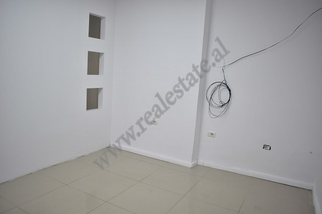Office space for rent near the kavaja street in Tirana, albania (3)