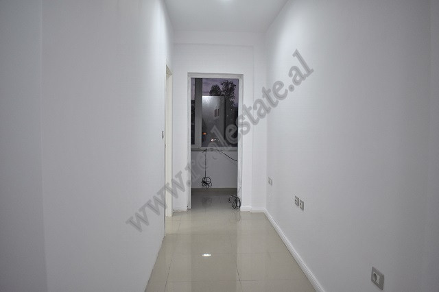 Office space for rent near the kavaja street in Tirana, albania (8)