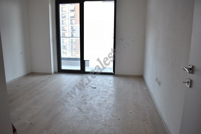 Two bedroom apartament for sale in ish fusha aviacionit area, in Tirana, albania (5)