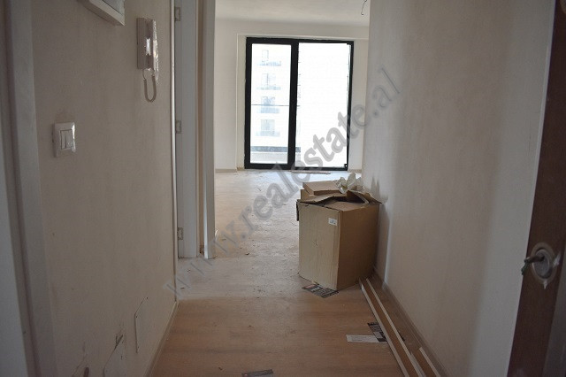 Two bedroom apartament for sale in ish fusha aviacionit area, in Tirana, albania (7)