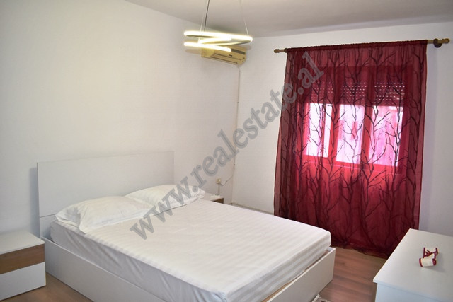 Zwei-zimmer-wohnung zum verkauf in der nähe der durres-straße in Tirana, albanien (8)