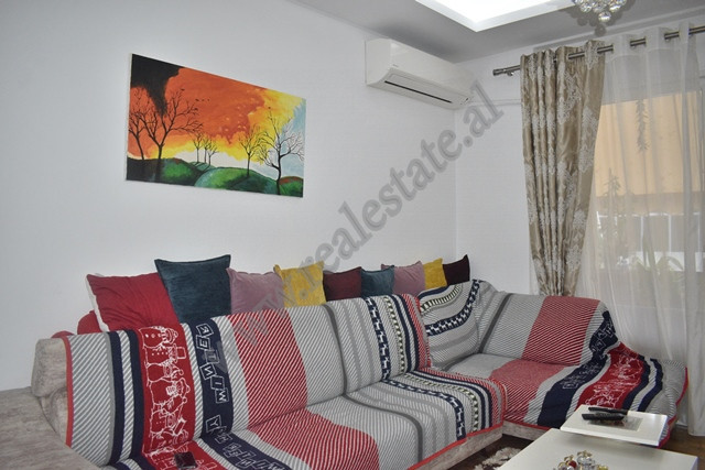 Zweizimmerwohnung zum verkauf in der nähe der 5 maji straße in Tirana, albanien (2)