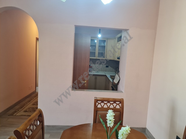 Apartamento de dois quartos à venda perto da praça wilson em Tirana, albânia (5)