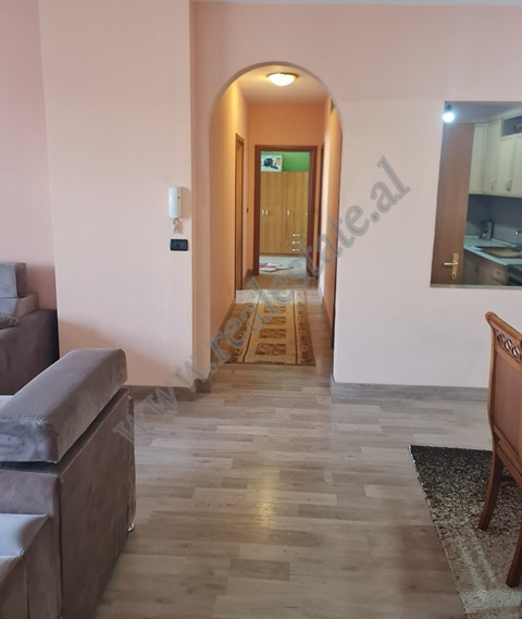 Apartamento de dois quartos à venda perto da praça wilson em Tirana, albânia (6)