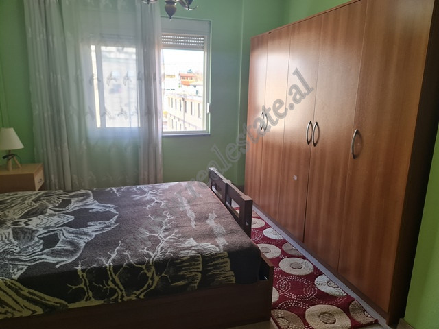 Apartamento de dois quartos à venda perto da praça wilson em Tirana, albânia (8)
