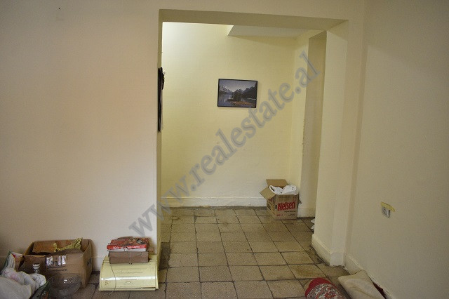 Zweizimmerwohnung zum verkauf in der nähe der ferit xhajko-straße, in Tirana (3)