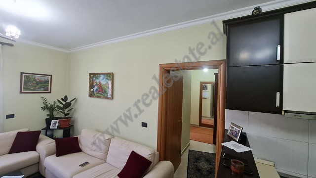 Zwei-zimmer-wohnung zum verkauf im don bosko-viertel in Tirana, albanien (2)