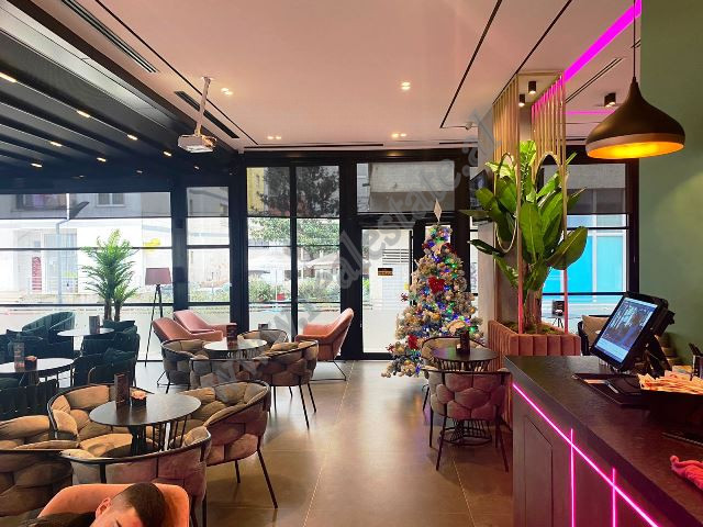 Kafe-bar & lounge për shitje pranë spitalit hygea në Tiranë (4)