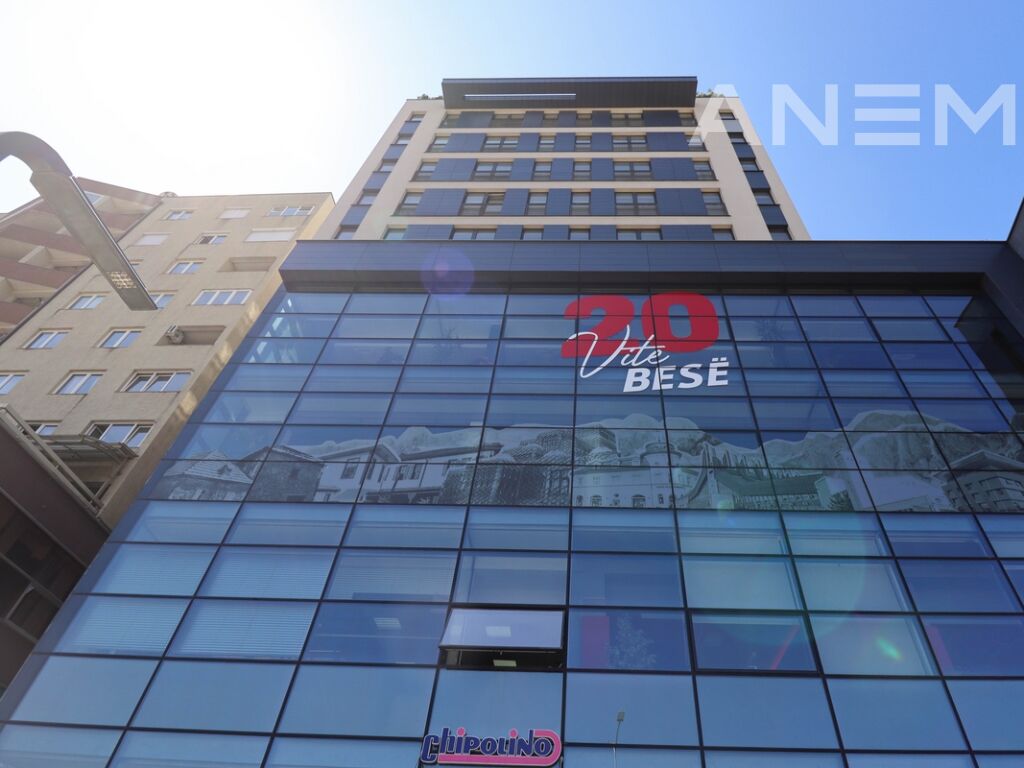Banesë në shitje 85m² në lagjen kalabria