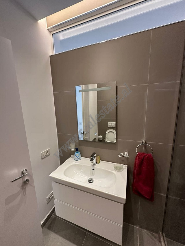 Studio zur miete in der ndre mjeda straße in Tirana (6)