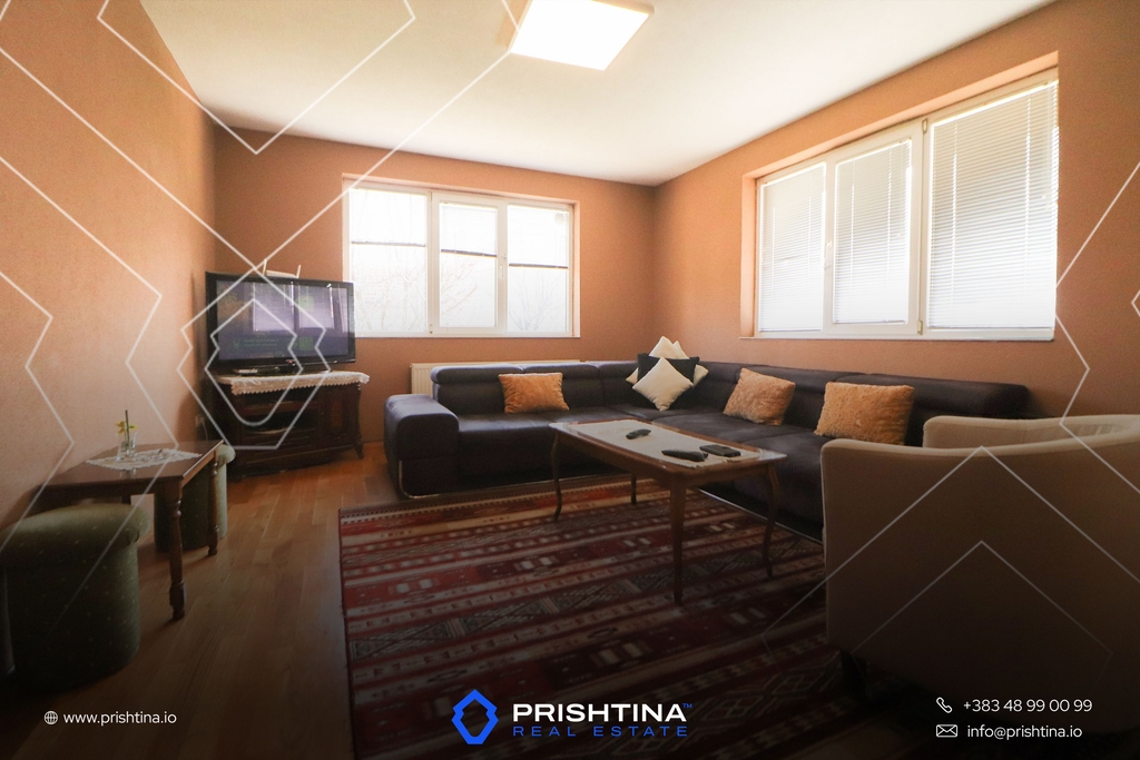Casa en venta 300 m² en Fushë Kosovë