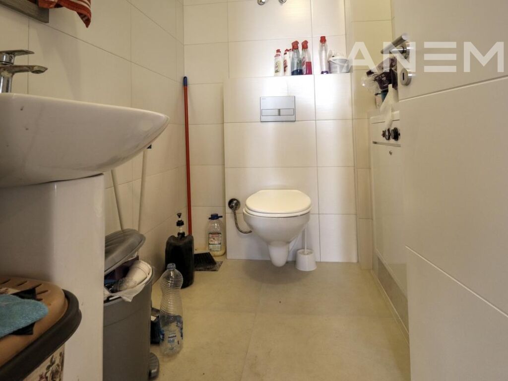 Local for rent 38m² in Mati 1 neighborhood