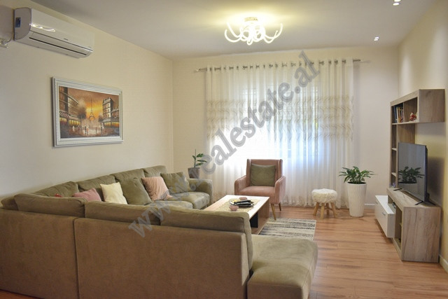 Villa de três andares à venda perto do novo boulevard em Tirana, albânia (4)