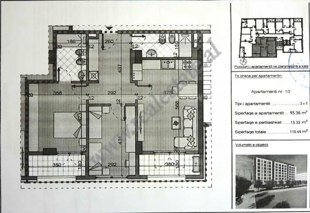 Apartamento de dois quartos à venda perto do novo boulevard em Tirana (2)
