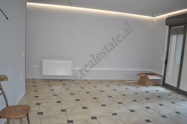 Office space for rent in the center of Tirana, albania (3)