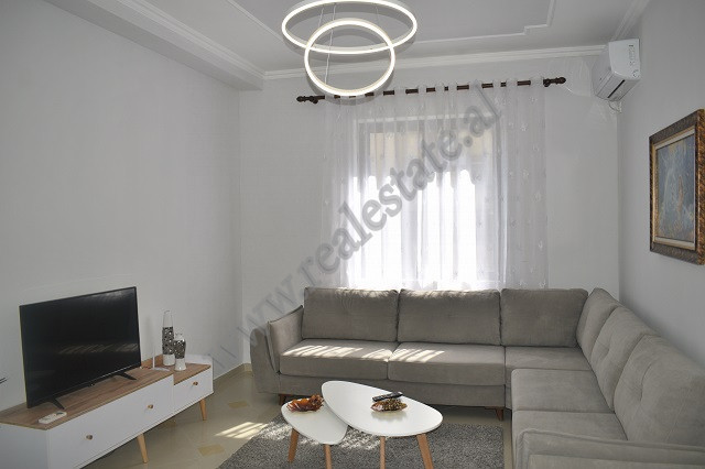 Einzimmerwohnung zur miete in der nähe der elbasani-straße, in Tirana, albanien
