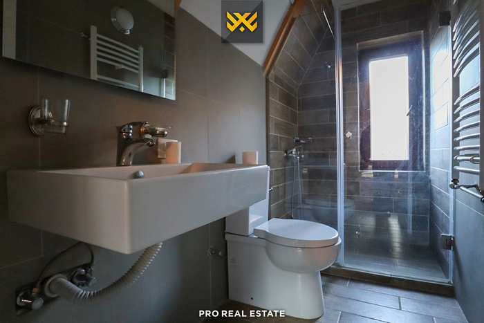Villa 265m² zum #verkauf in brezovica