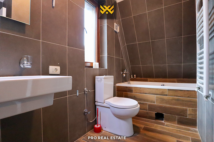 Villa 265m² zum #verkauf in brezovica