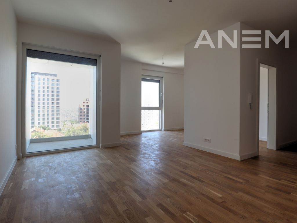 Büro zur miete mit 3 einheiten in velani