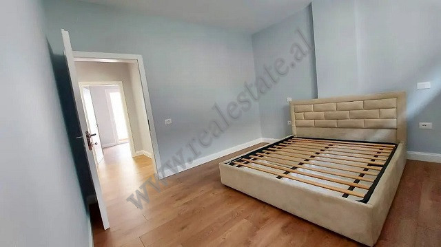 Zwei-zimmer-wohnung zum verkauf in der nähe des 21. Dhjetorit-viertels in Tirana, albanien (5)