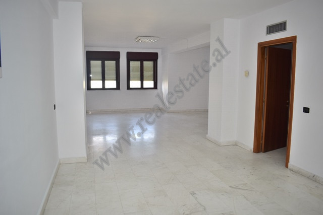 Espaço de escritório para alugar no centro de Tirana, albânia