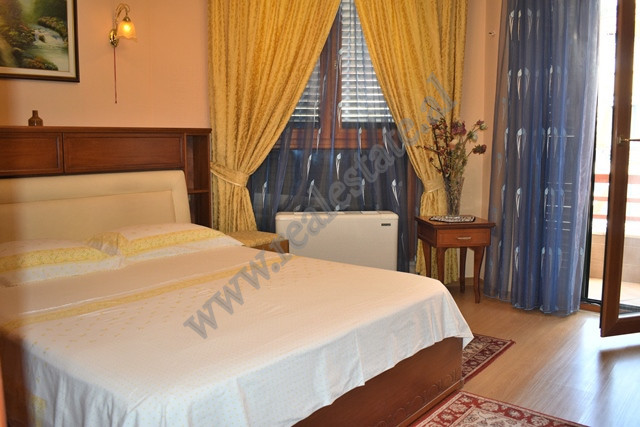 Three bedroom apartment for rent at 21 dhjetori area in Tirana, albania (6)