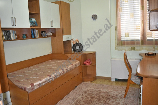 Three bedroom apartment for rent at 21 dhjetori area in Tirana, albania (8)