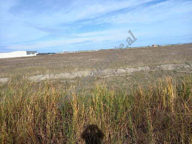 Terreno à venda na área bisht kamez em durres (2)