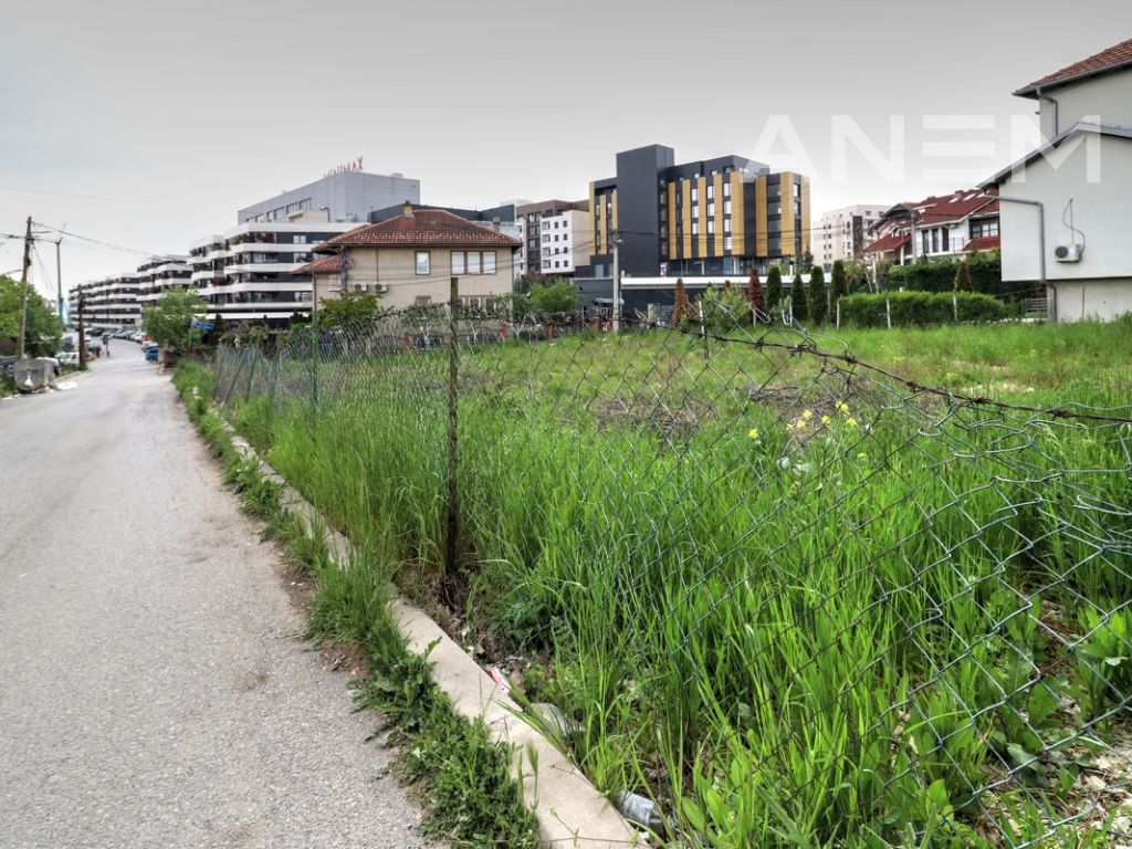 Terreno en alquiler 7 ari en Arbëri