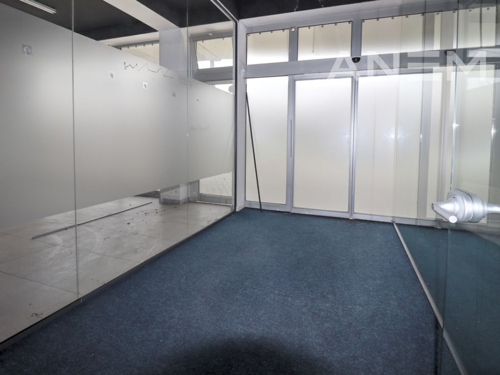 Objekt zur miete 1000 m² in sofali