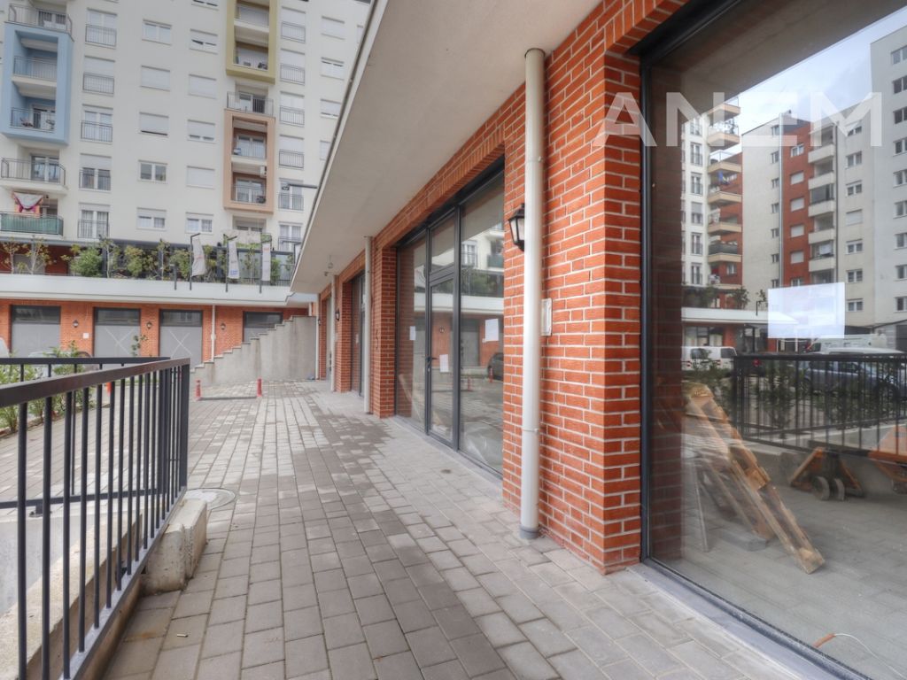 Local en alquiler 300 m² en Mati 1
