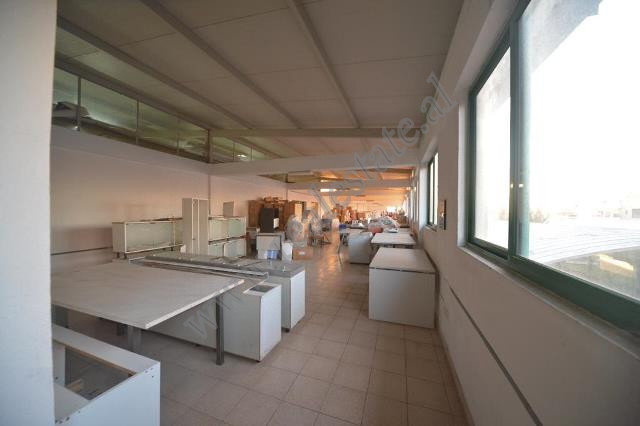 Fabbrica in vendita sull'autostrada Tirana-durres (7)