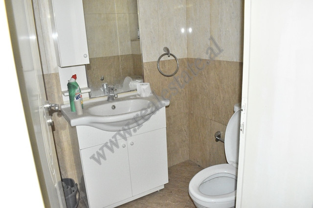 Villa en venta en la calle kodra e diellit en Tirana