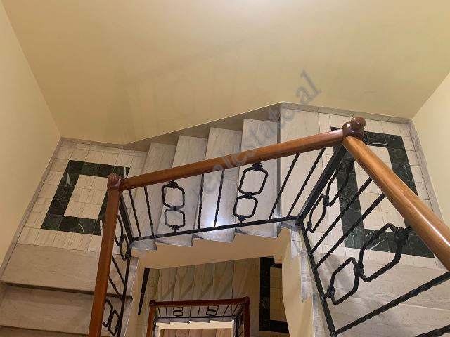 Appartement de trois chambres à vendre dans la rue muhamet gjollesha à Tirana, albanie (8)