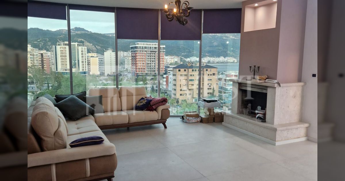 Penthouse luksoz në zemër të vlorës – Tek porti, pranë Vlora | invest real estate