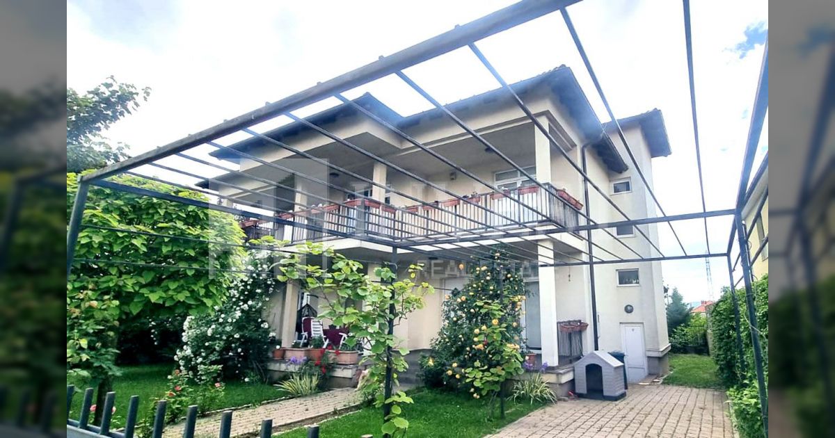 Maison exclusive à Veternik, Prishtinë 750 mètres carrés sur un terrain de 5 ari | invest real estate