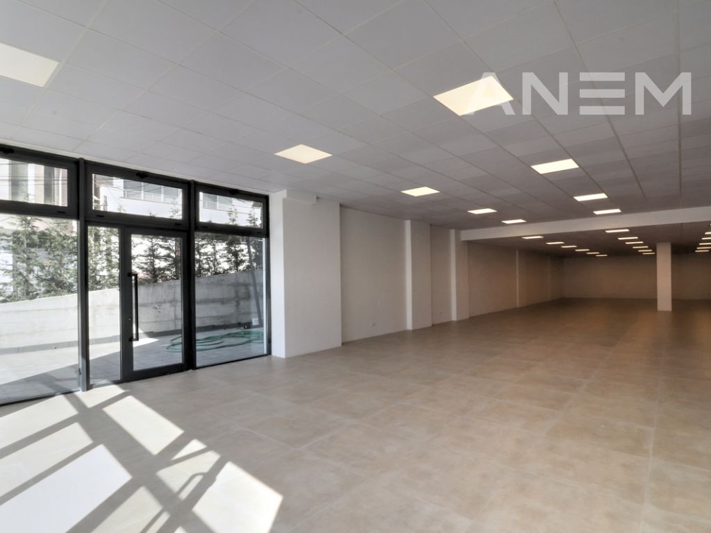 Espaço comercial para alugar 285 metros quadrados no bairro de muhaxherëve